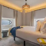 Alfama Hotel 4*