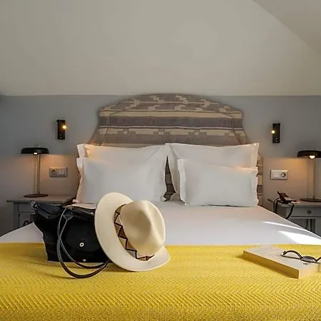 Alfama Szálloda 4*