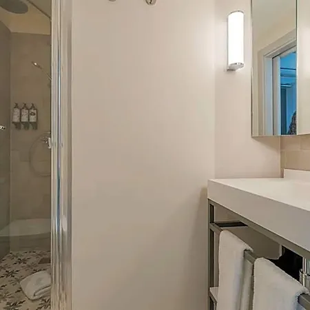 Alfama Отель 4*