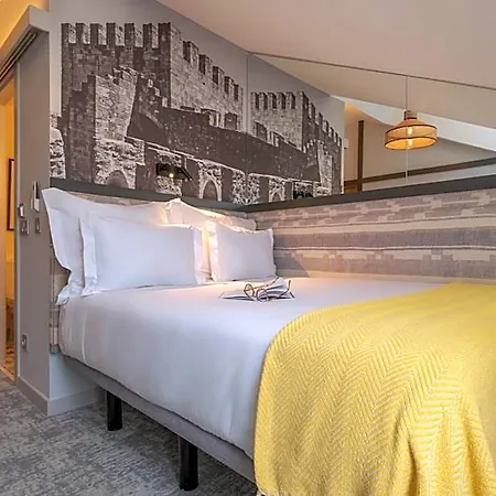 Отель Alfama 4*
