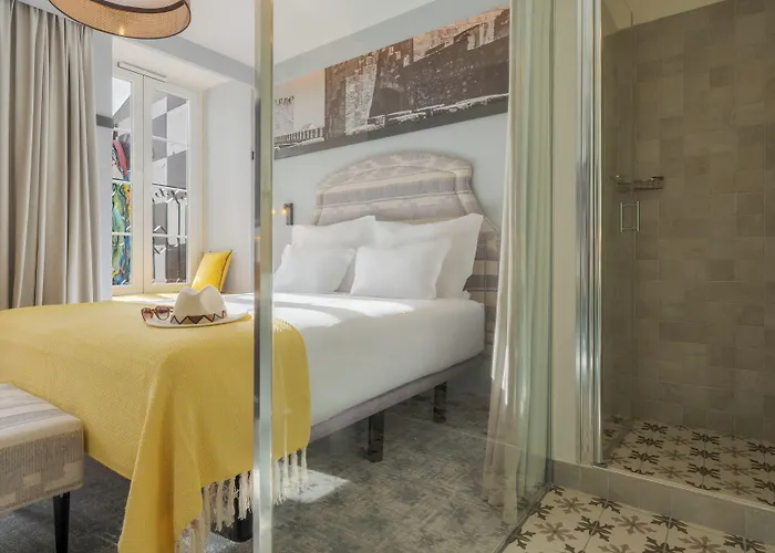 Hotel Alfama 4*